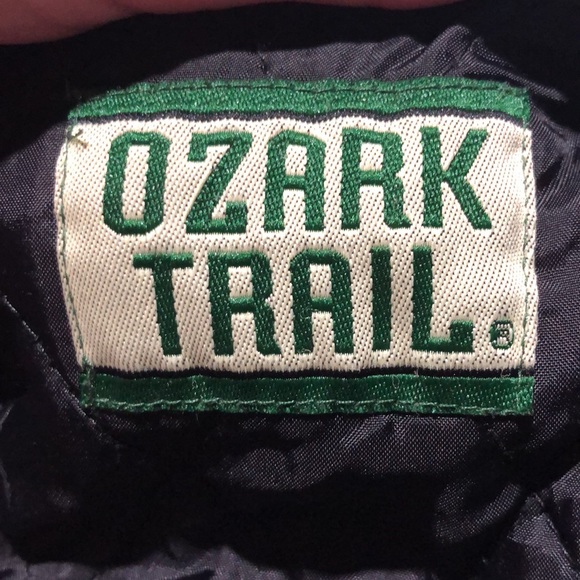 Ozark Trail green plaid quilted jacket size medium - Picture 10 of 11